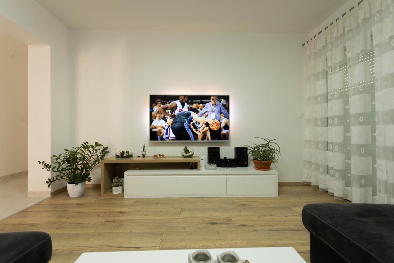 Apartman Marel Žrnovnica Екстериор снимка